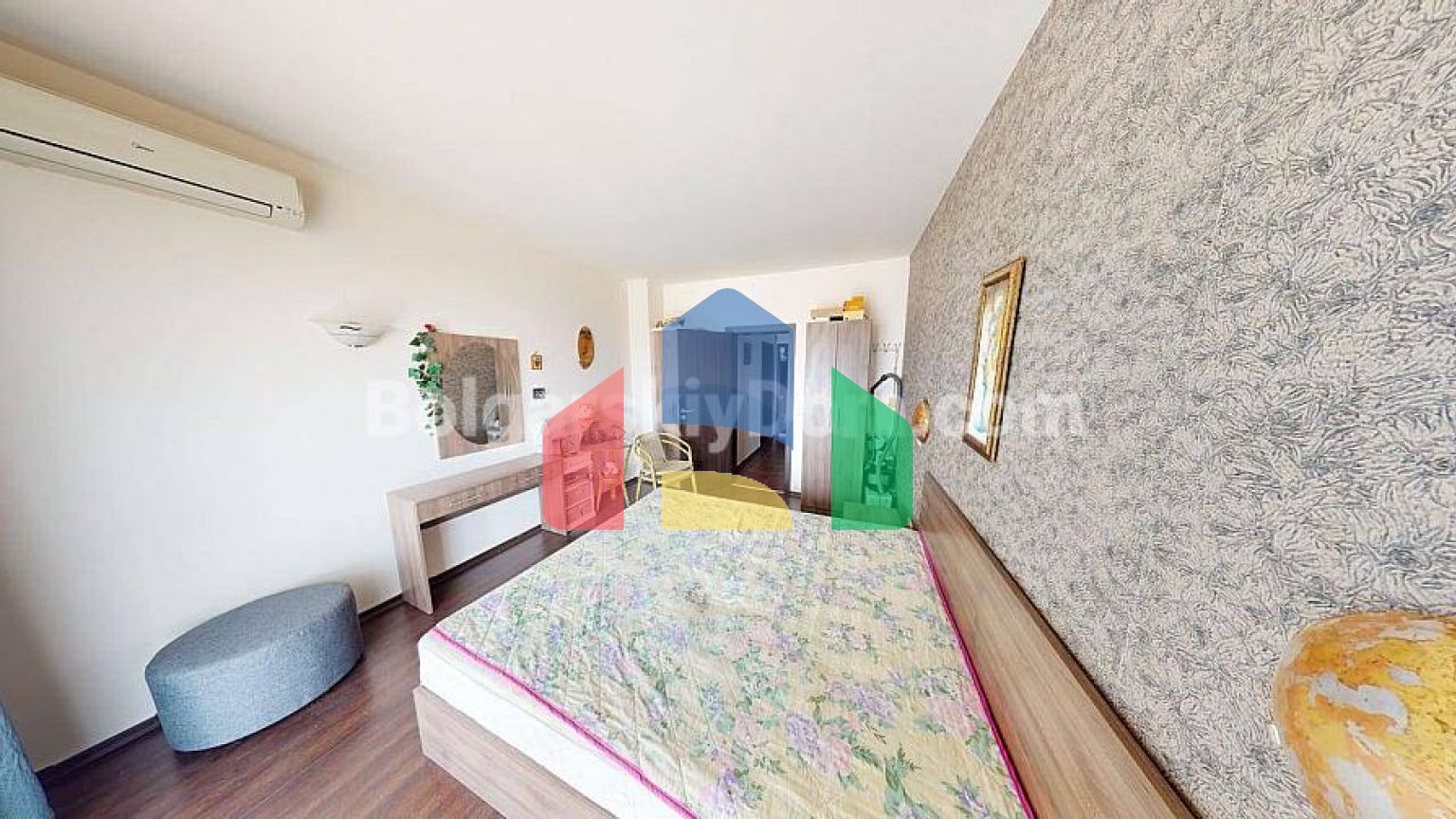 Дом в Империал Хайтс