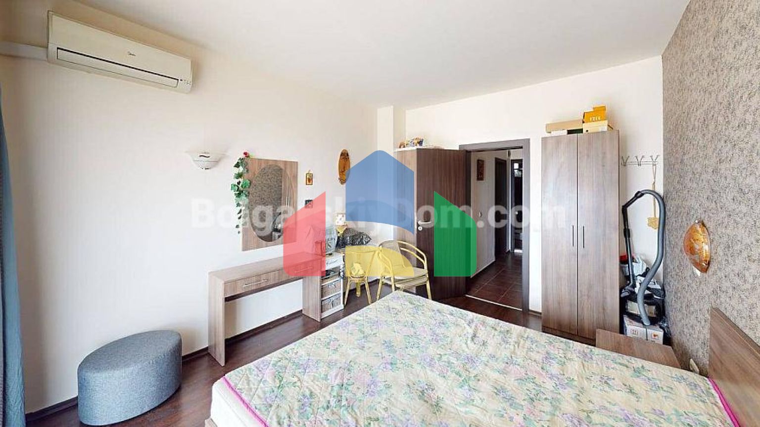 Дом в Империал Хайтс