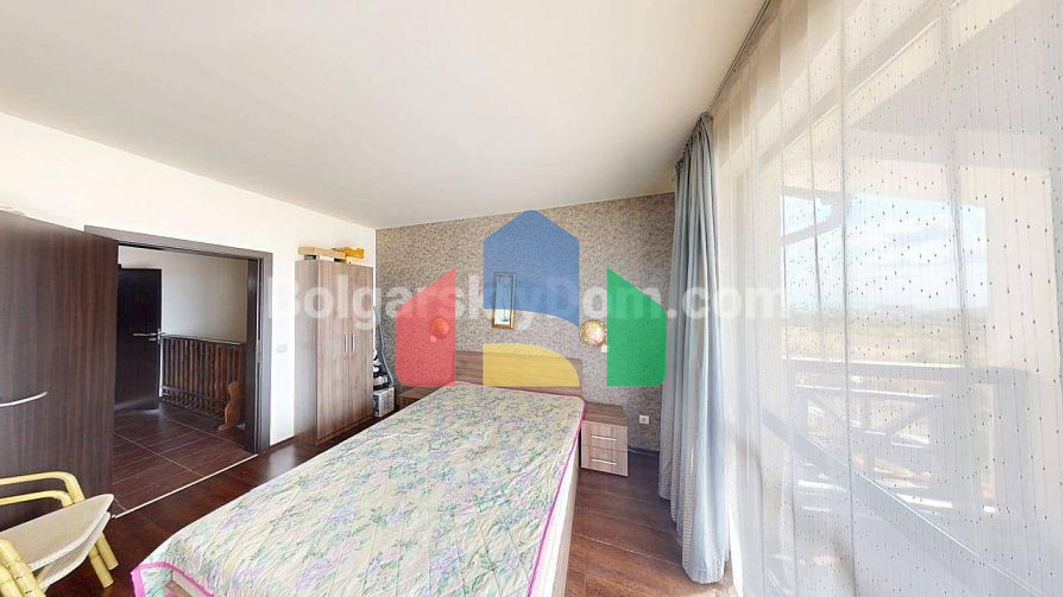 Дом в Империал Хайтс