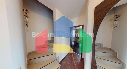 Дом в Империал Хайтс