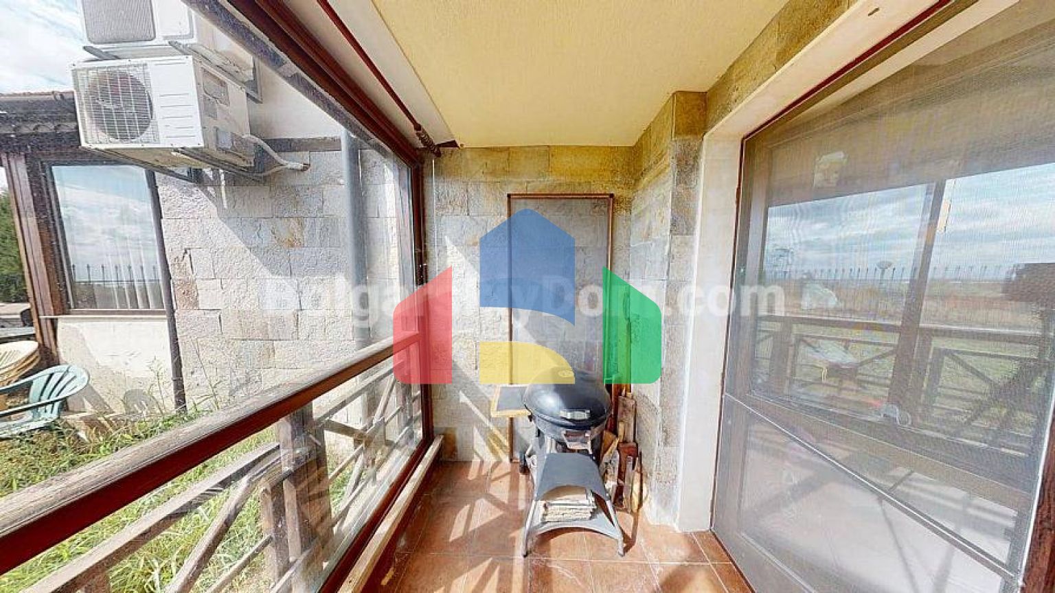 Дом в Империал Хайтс