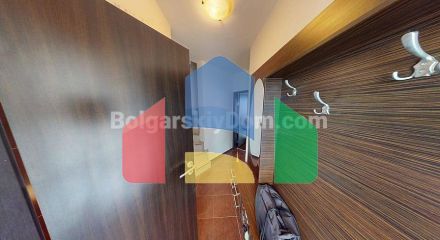 Дом в Империал Хайтс