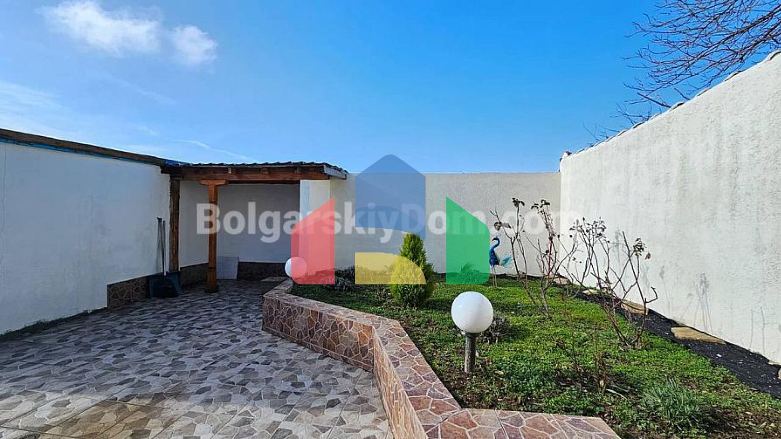 Дом в Кошарице