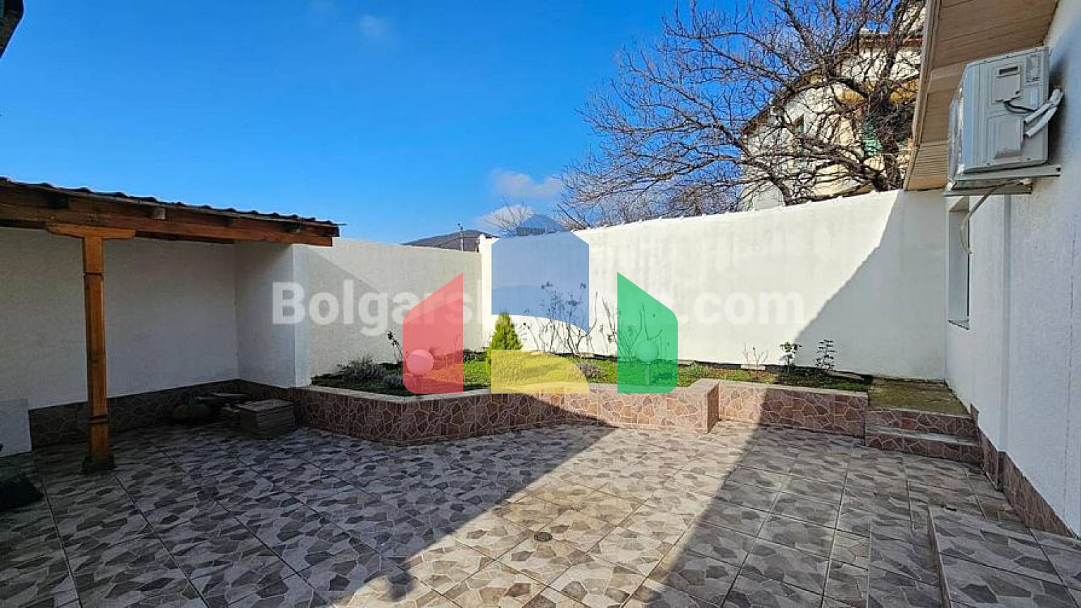 Дом в Кошарице