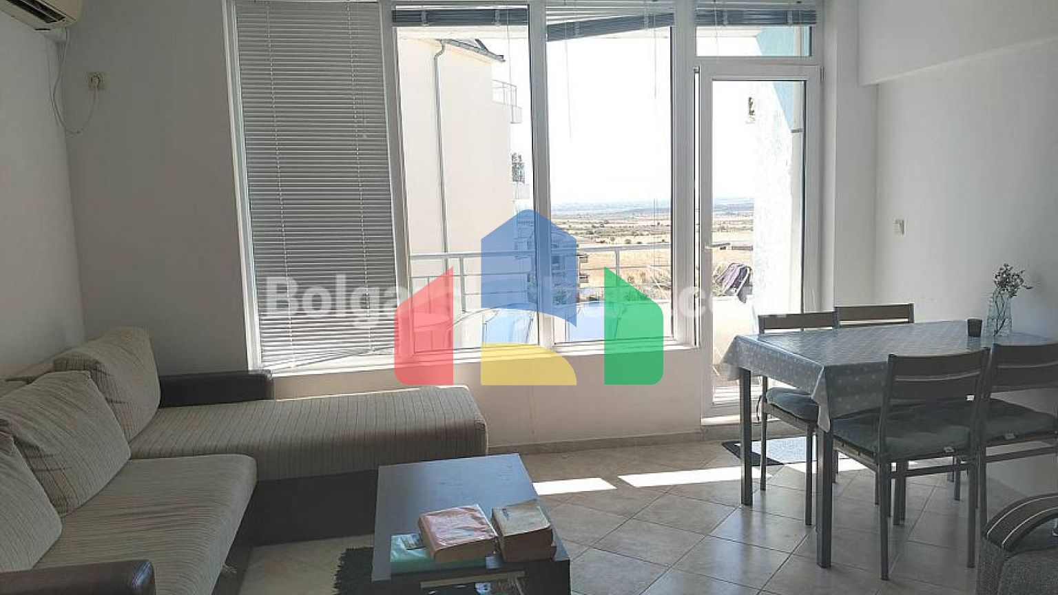 Двокімнатна квартира в Сансет Кошариця