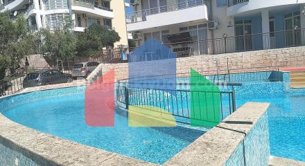 Двокімнатна квартира в Сансет Кошариця