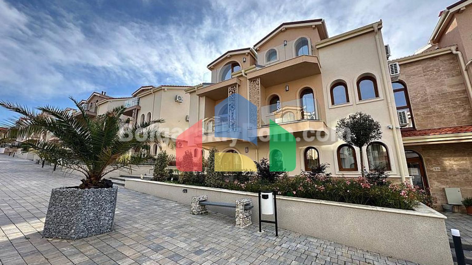 Двокімнатна квартира в Гранд Вілладж