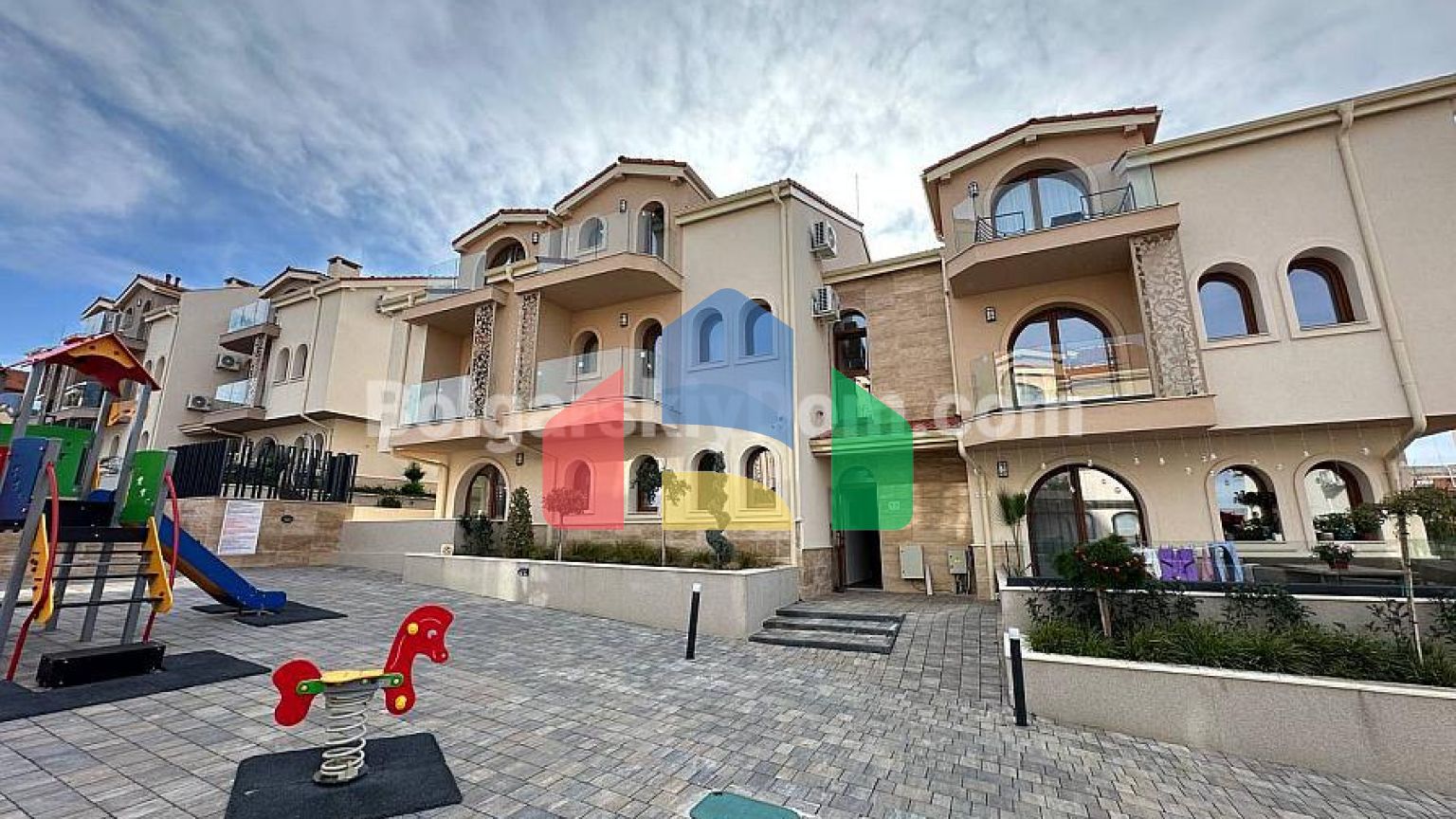 Двокімнатна квартира в Гранд Вілладж