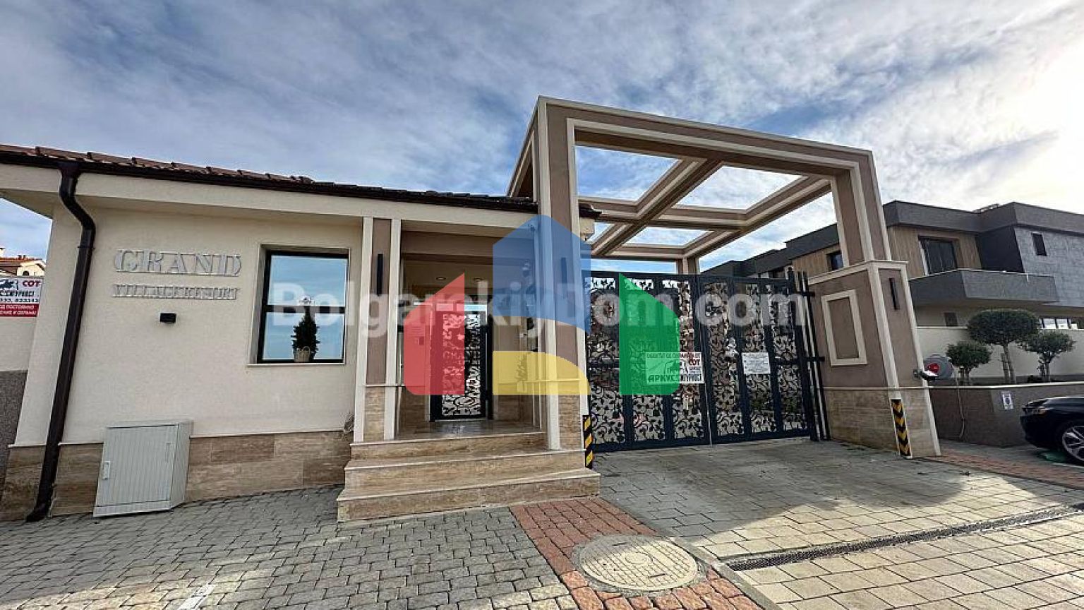 Двокімнатна квартира в Гранд Вілладж