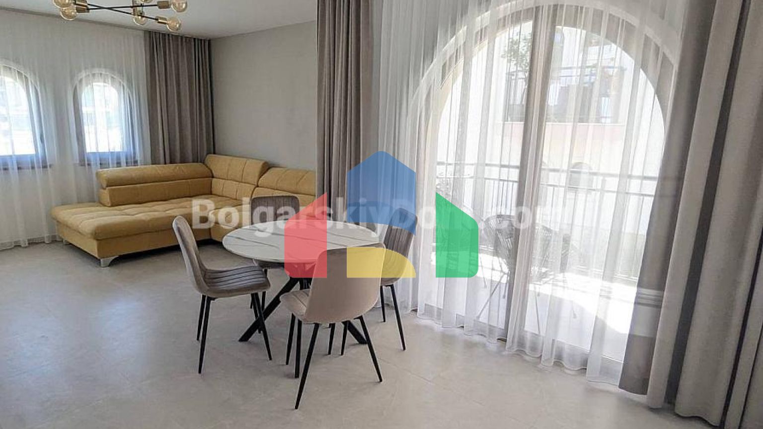 Двокімнатна квартира в Гранд Віллідж