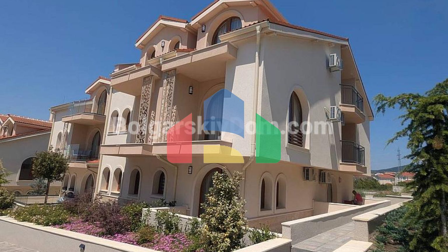 Двокімнатна квартира в Гранд Віллідж