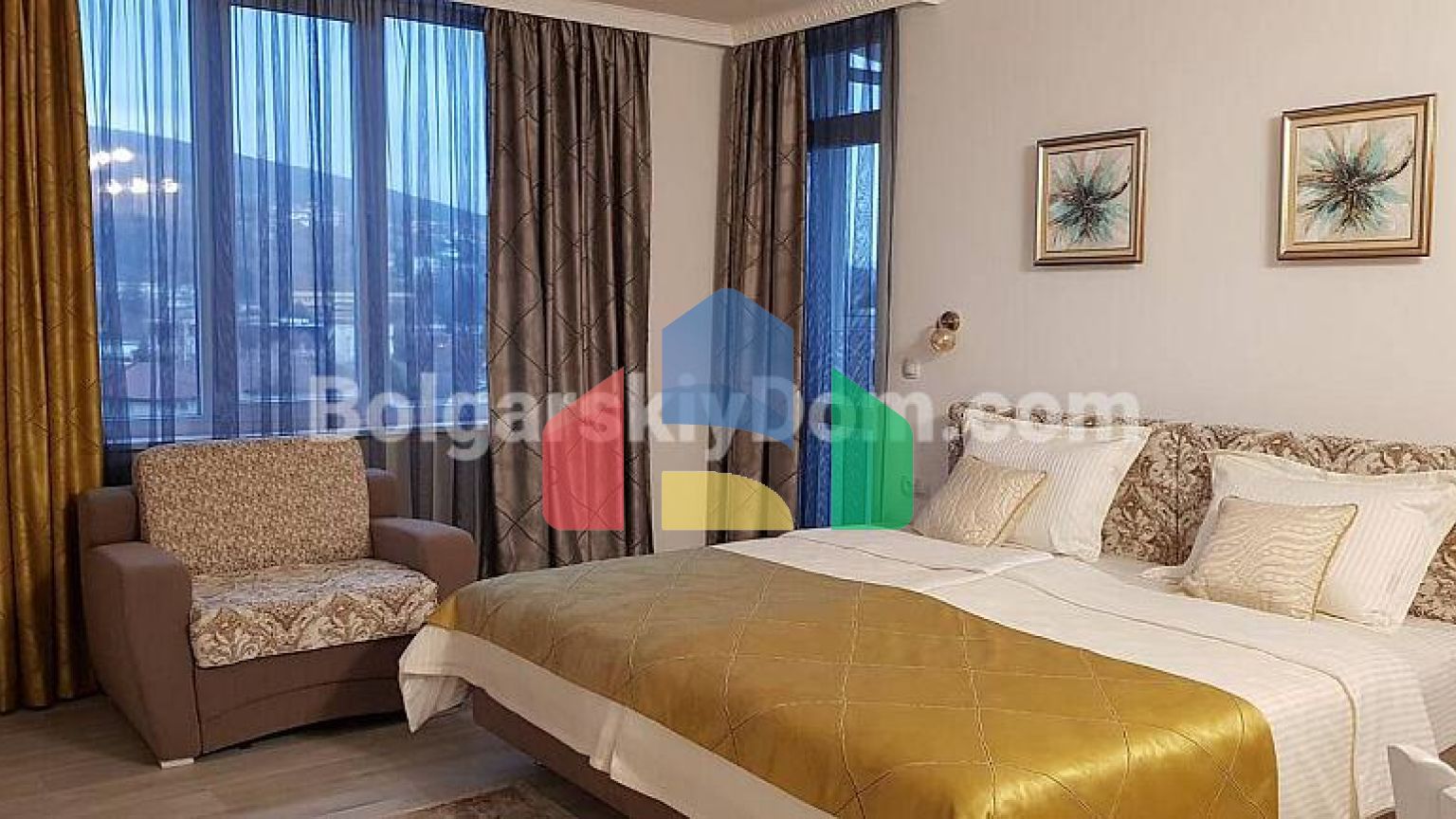 Отель Олимпус Плаза