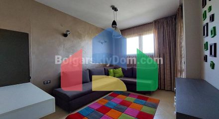 Трехкомнатная квартира в Оазис