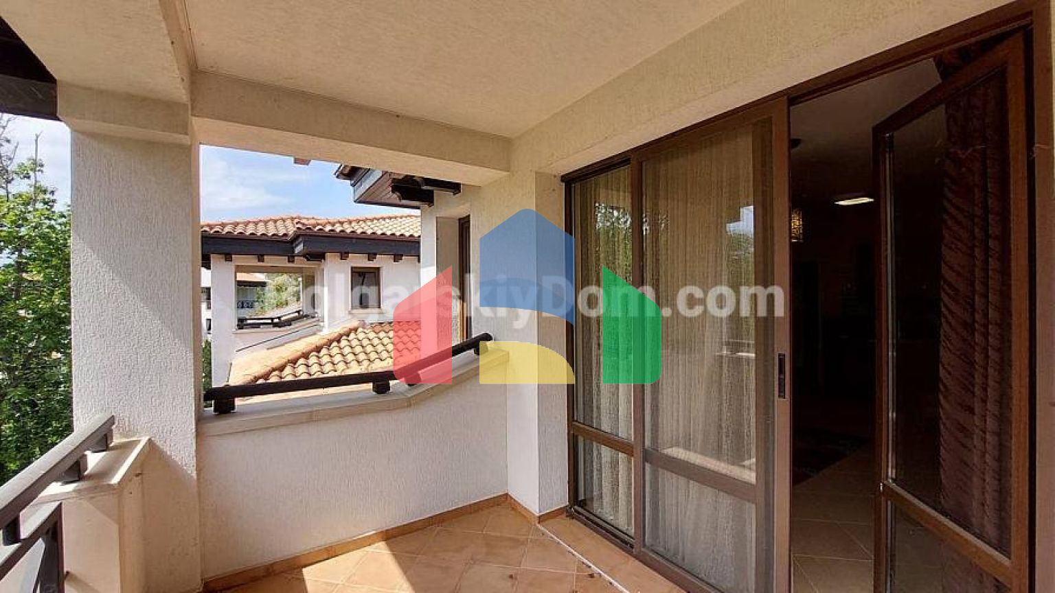 Трехкомнатная квартира в Оазис