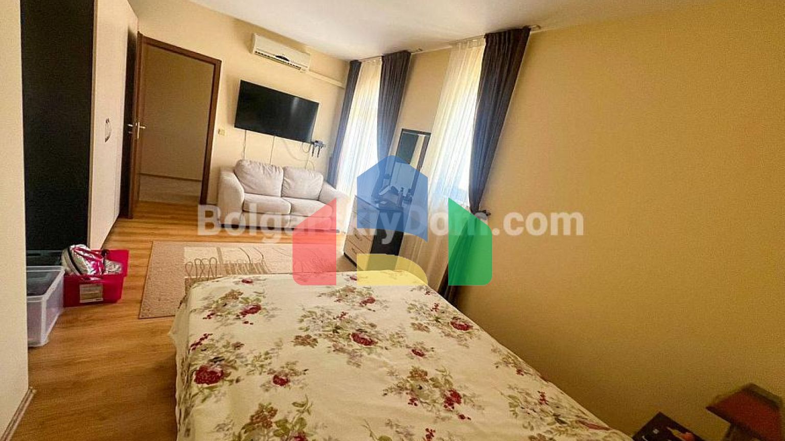 Трикімнатна квартира в комплексі Галерея