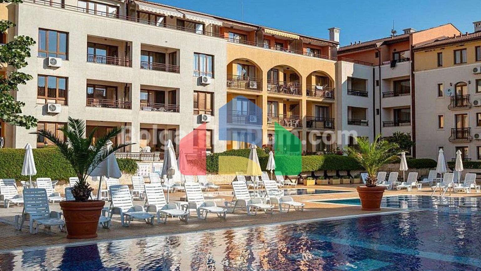 Велика студія в Галерея