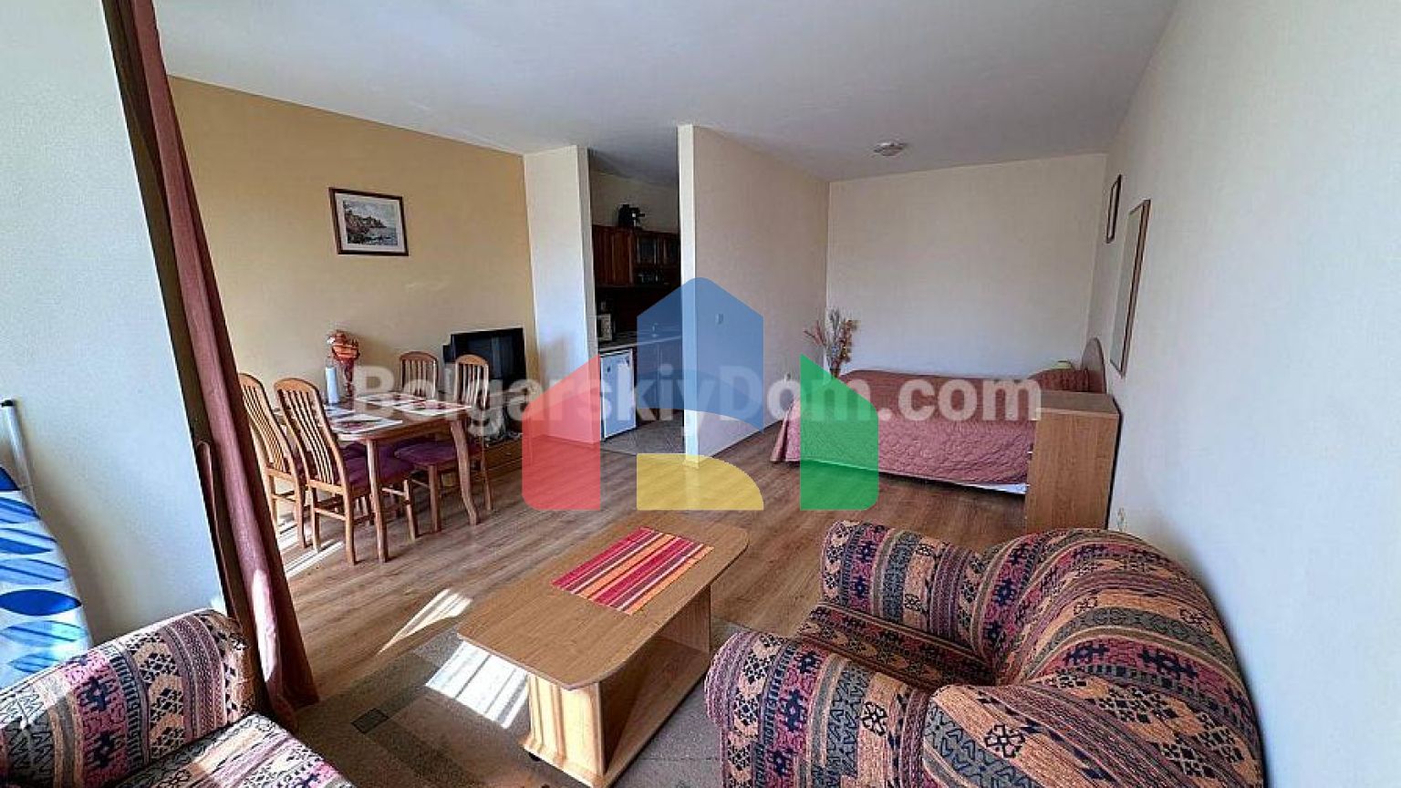 Велика студія в Галерея