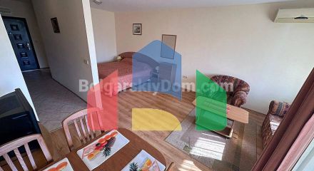 Велика студія в Галерея