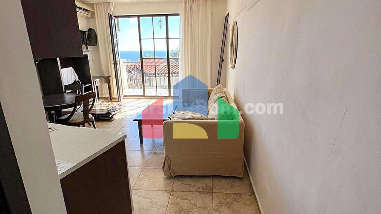 Двокімнатна квартира в Кліфф Біч