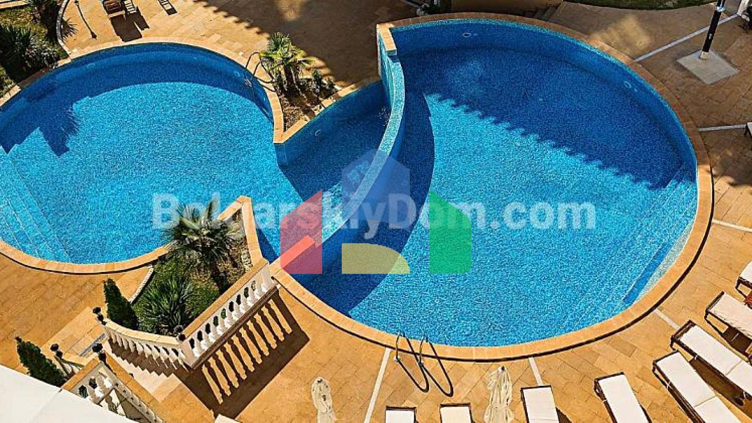 Обзор Клиф Бич