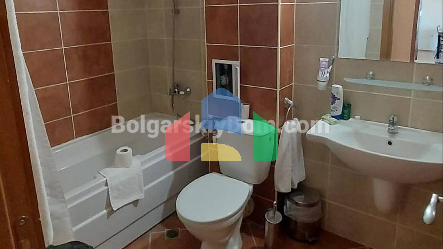 Трикімнатна квартира в Санрайз