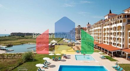 Трикімнатна квартира в Санрайз