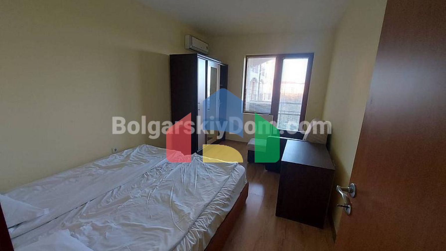 Трикімнатна квартира в Санрайз