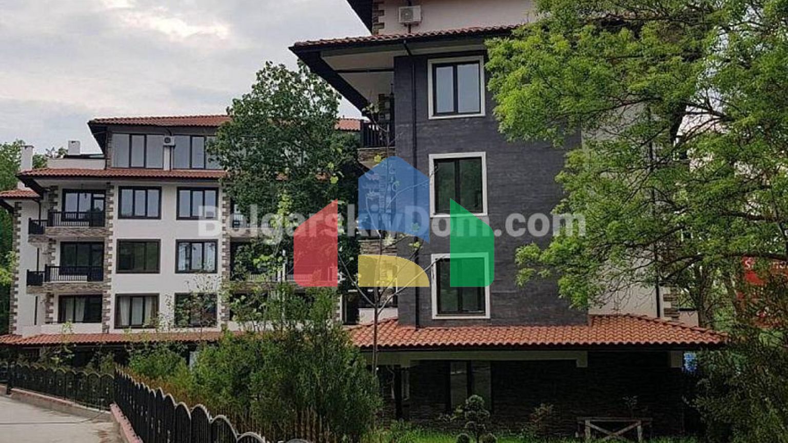 Двокімнатна квартира в Грін Парадайз 4