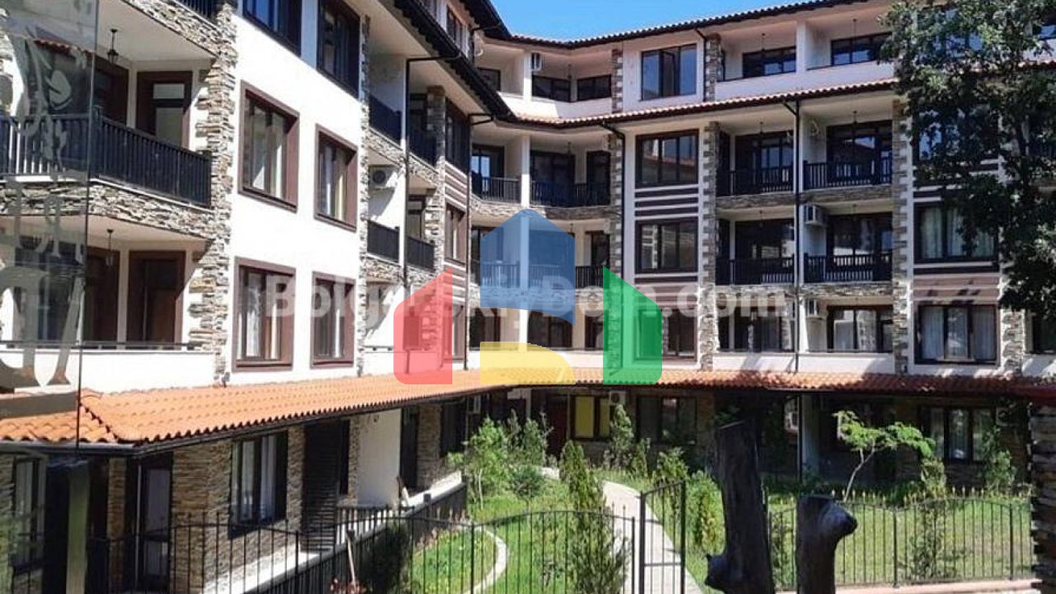 Двокімнатна квартира в Грін Парадайз 4