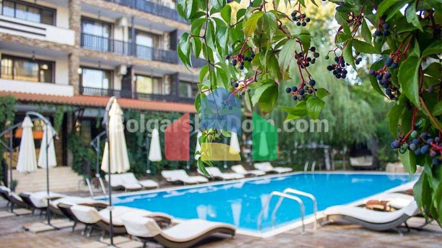 Двокімнатна квартира в Грін Парадайз 2