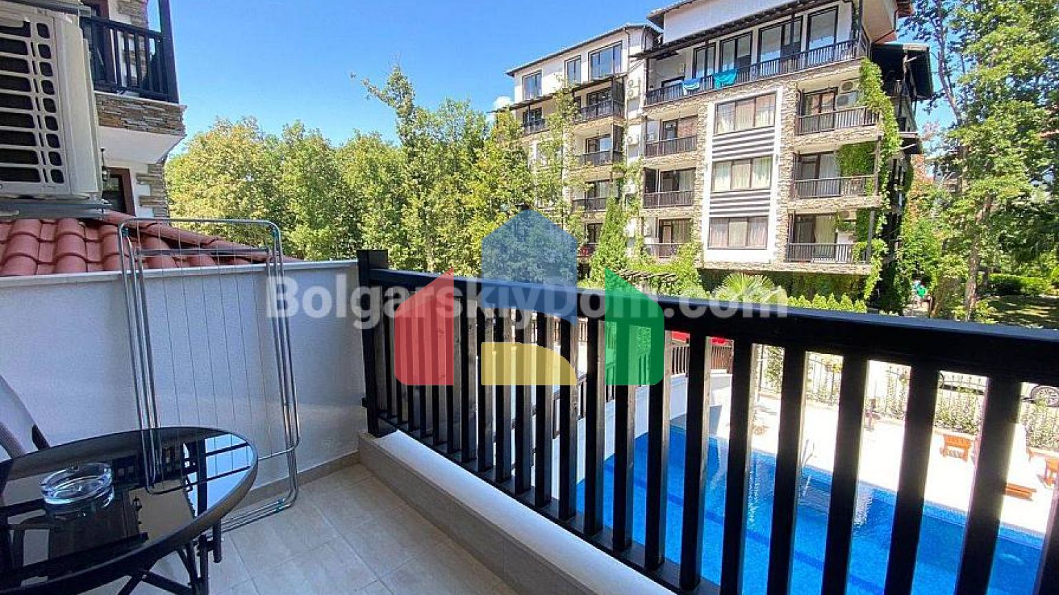 Двокімнатна квартира в Грін Парадайз 5