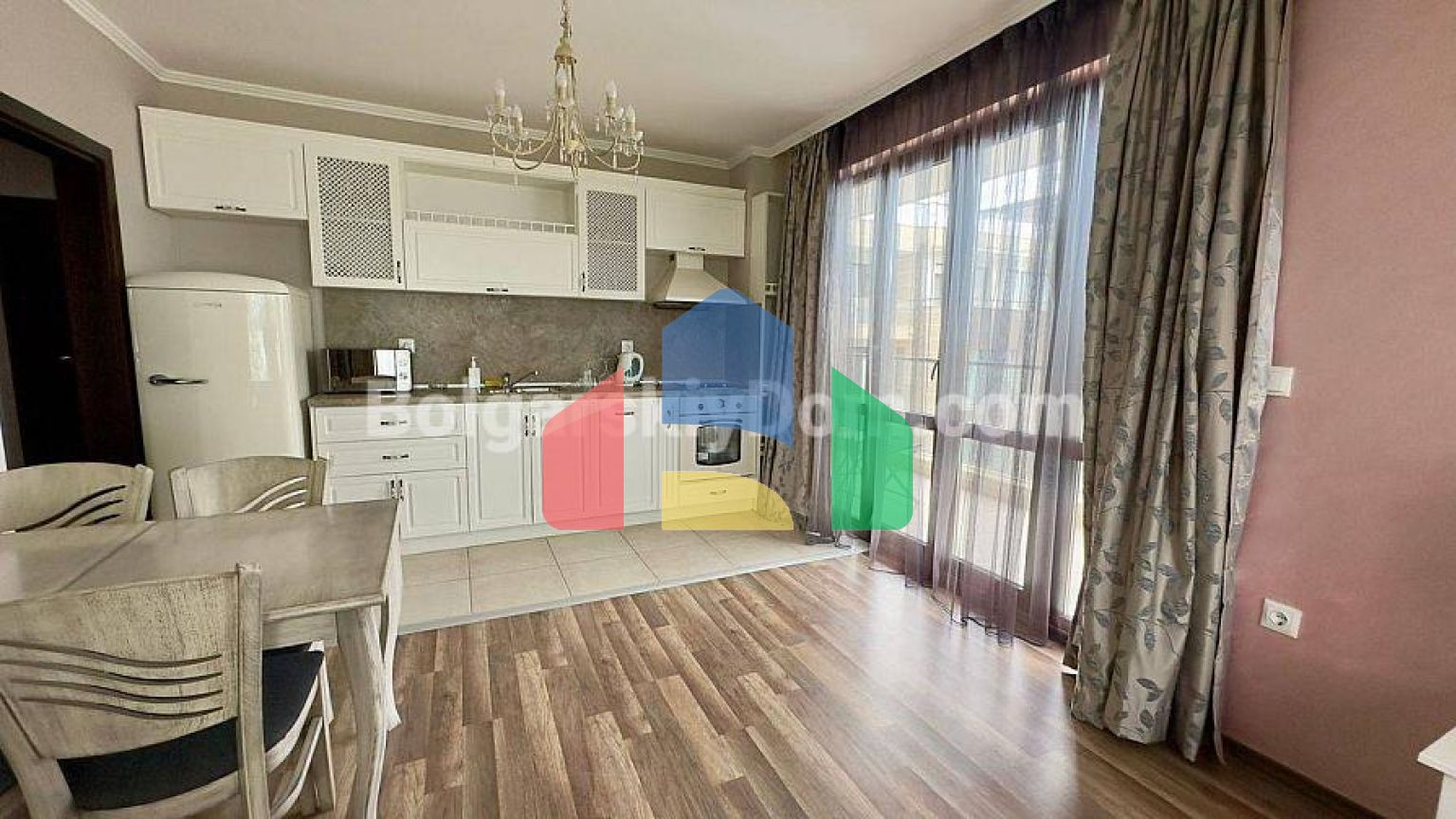 Трикімнатна квартира в Грін Парадайз Делюкс