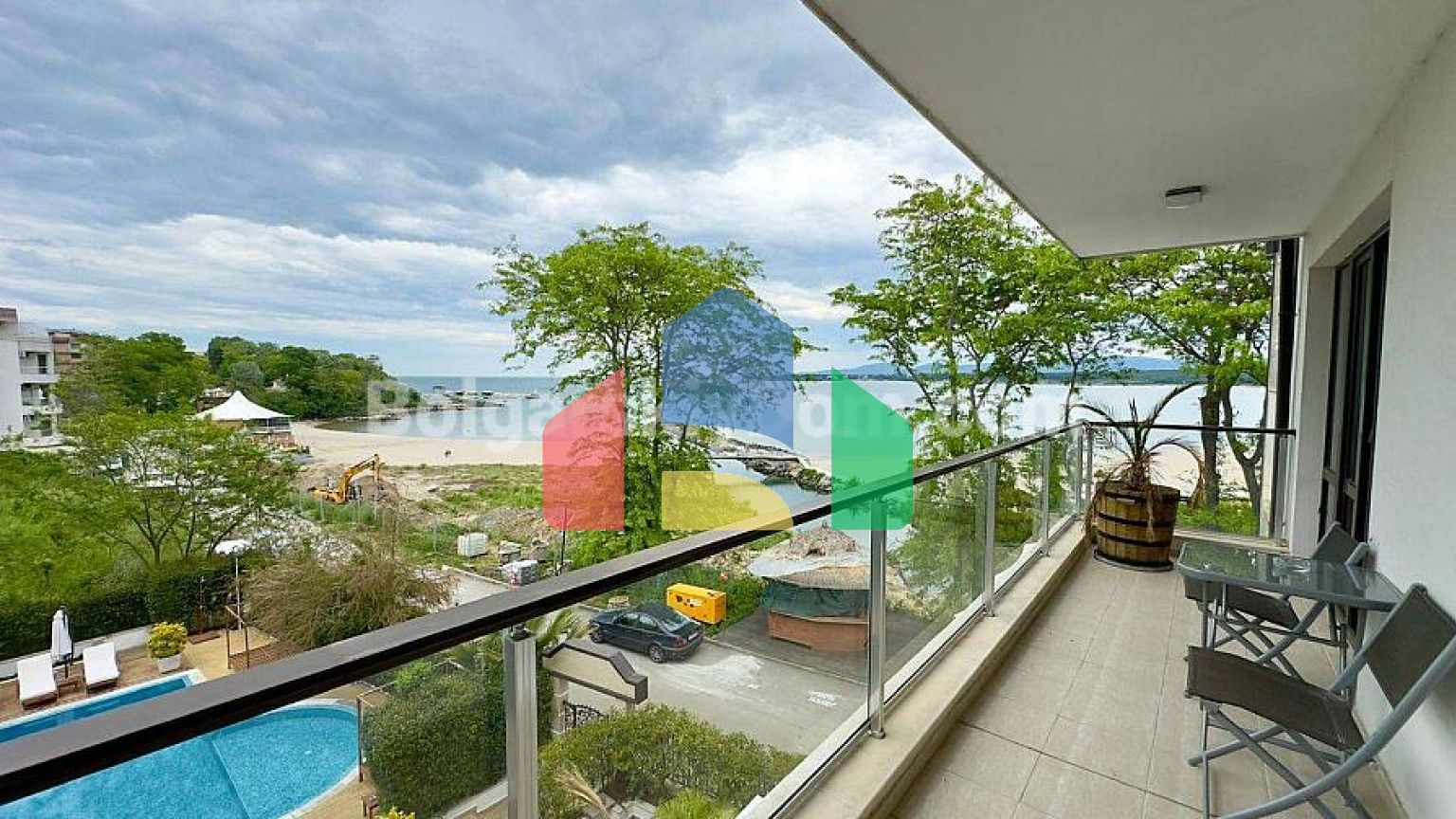 Трикімнатна квартира в Грін Парадайз Делюкс