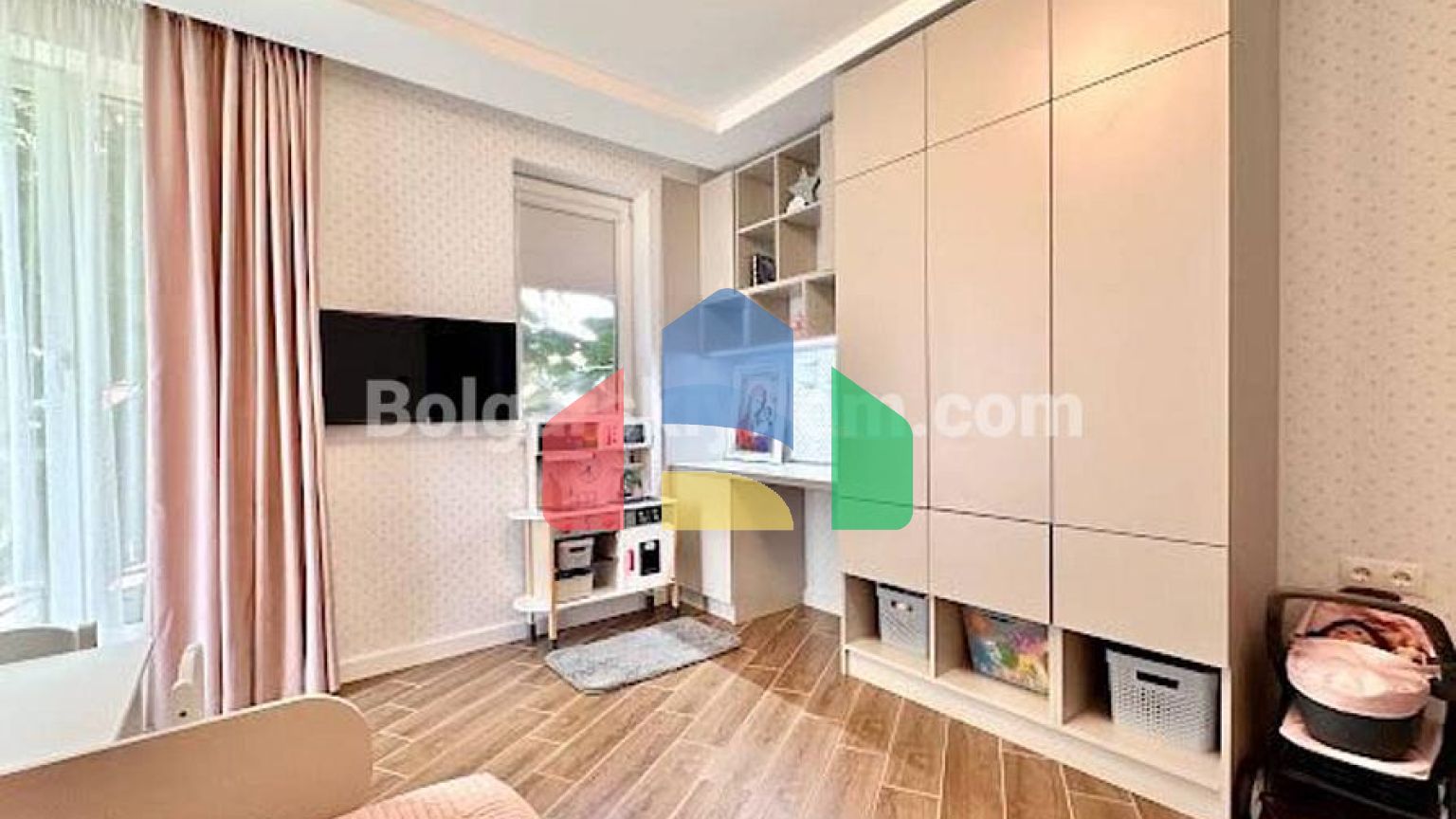 Трикімнатна квартира в Омега Резорт