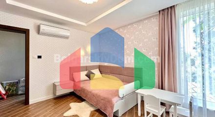 Трикімнатна квартира в Омега Резорт