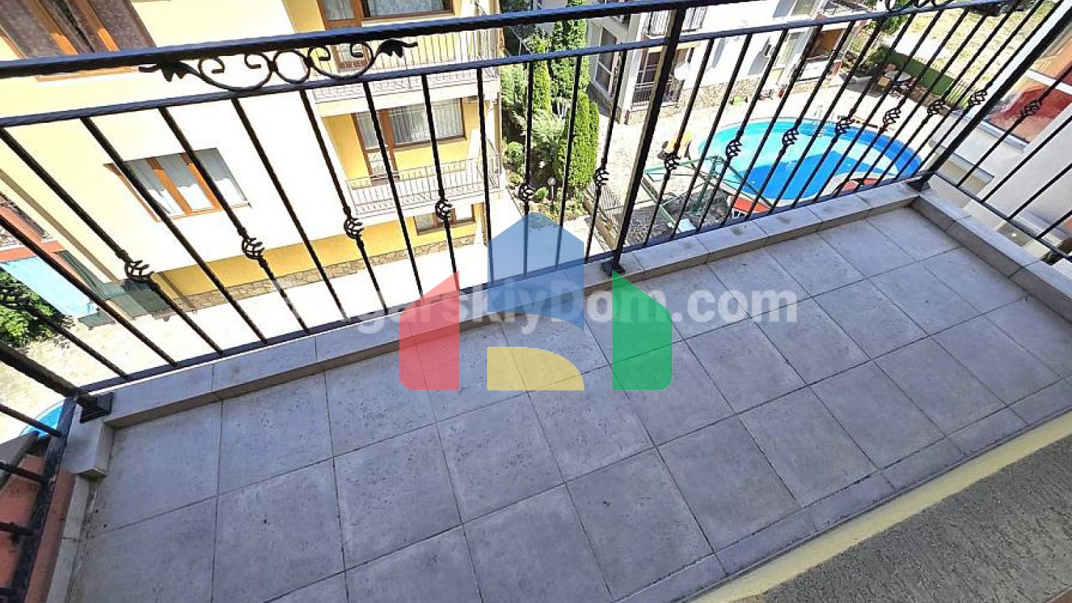 Двокімнатна квартира в тілі