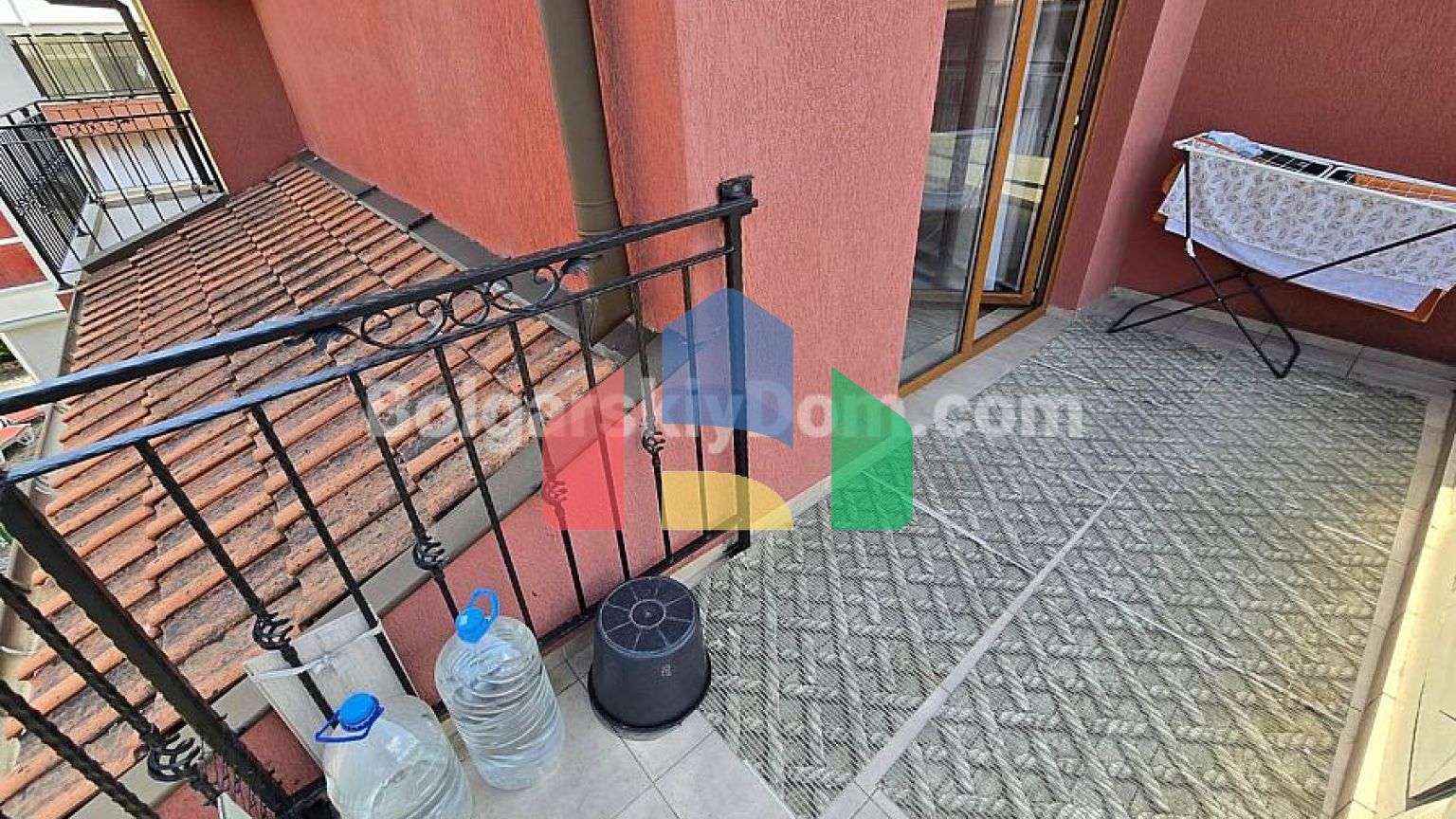 Двокімнатна квартира в тілі