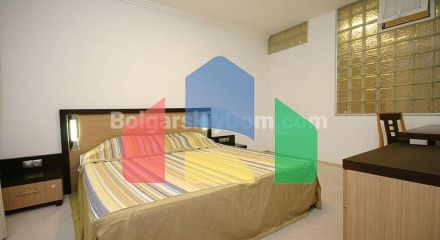 Two-bedroom apartment in Emerald Beach Resort