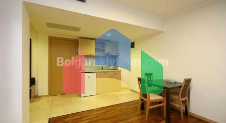 Трикімнатна квартира в Емеральд Біч Резорт