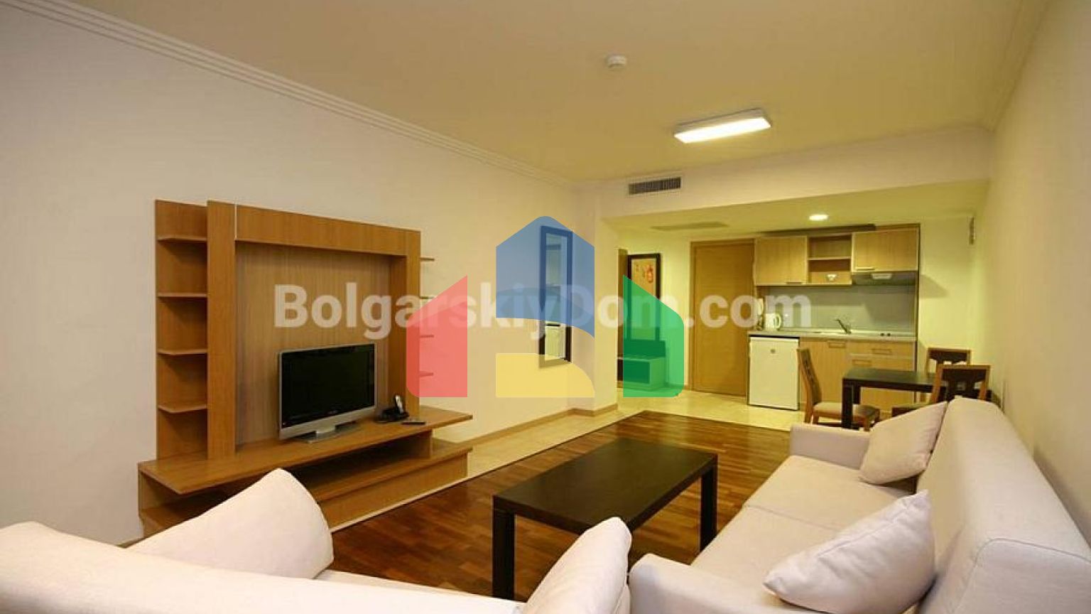 Трикімнатна квартира в Емеральд Біч Резорт