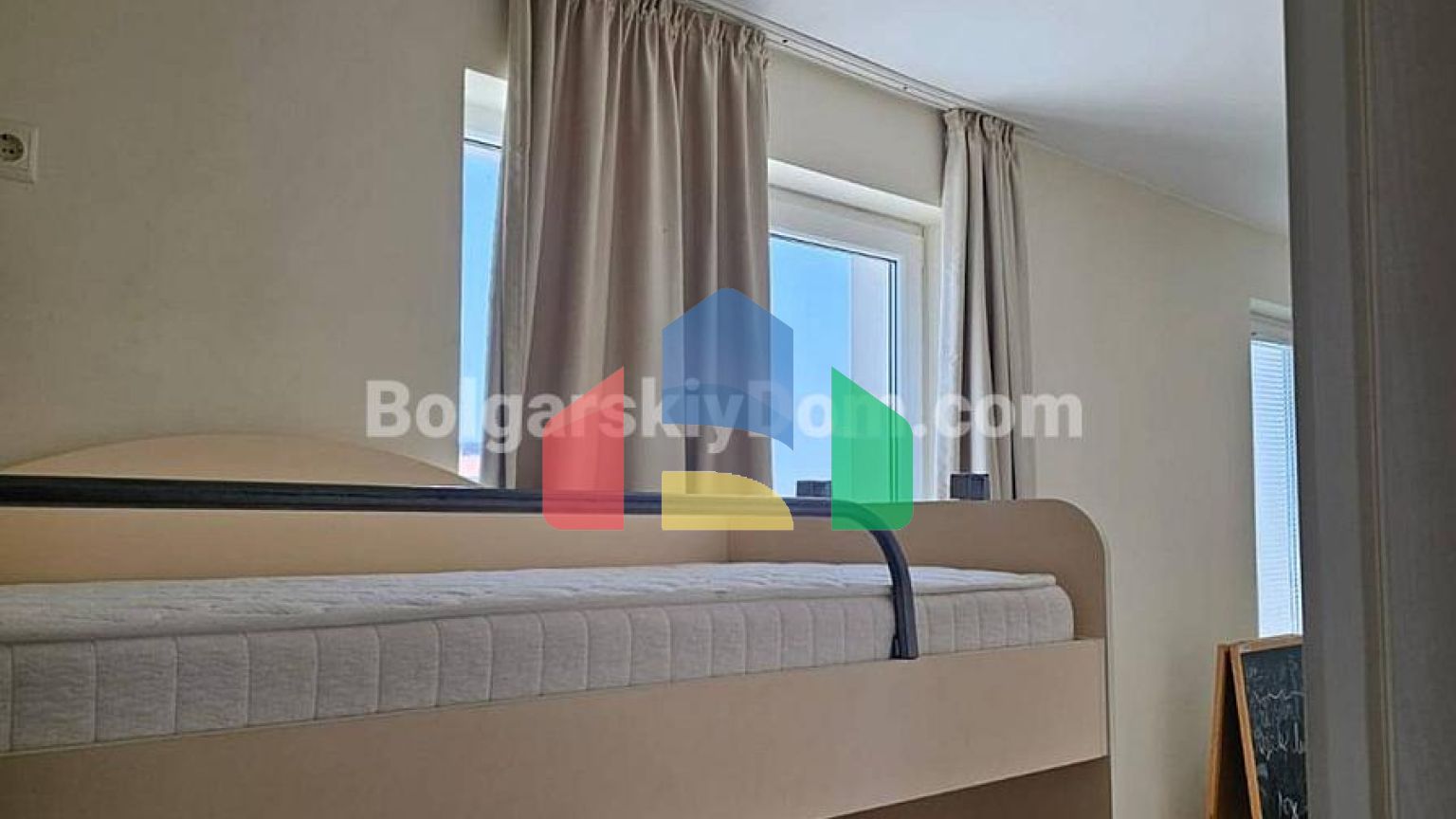 Чотирикімнатна квартира в Мелія 8