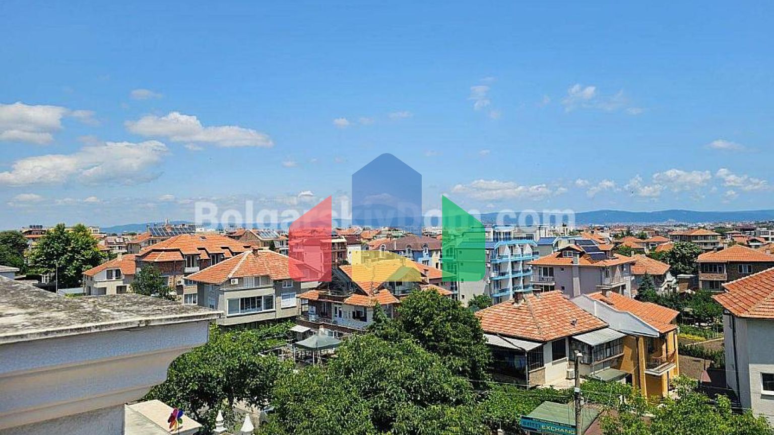 Чотирикімнатна квартира в Мелія 8