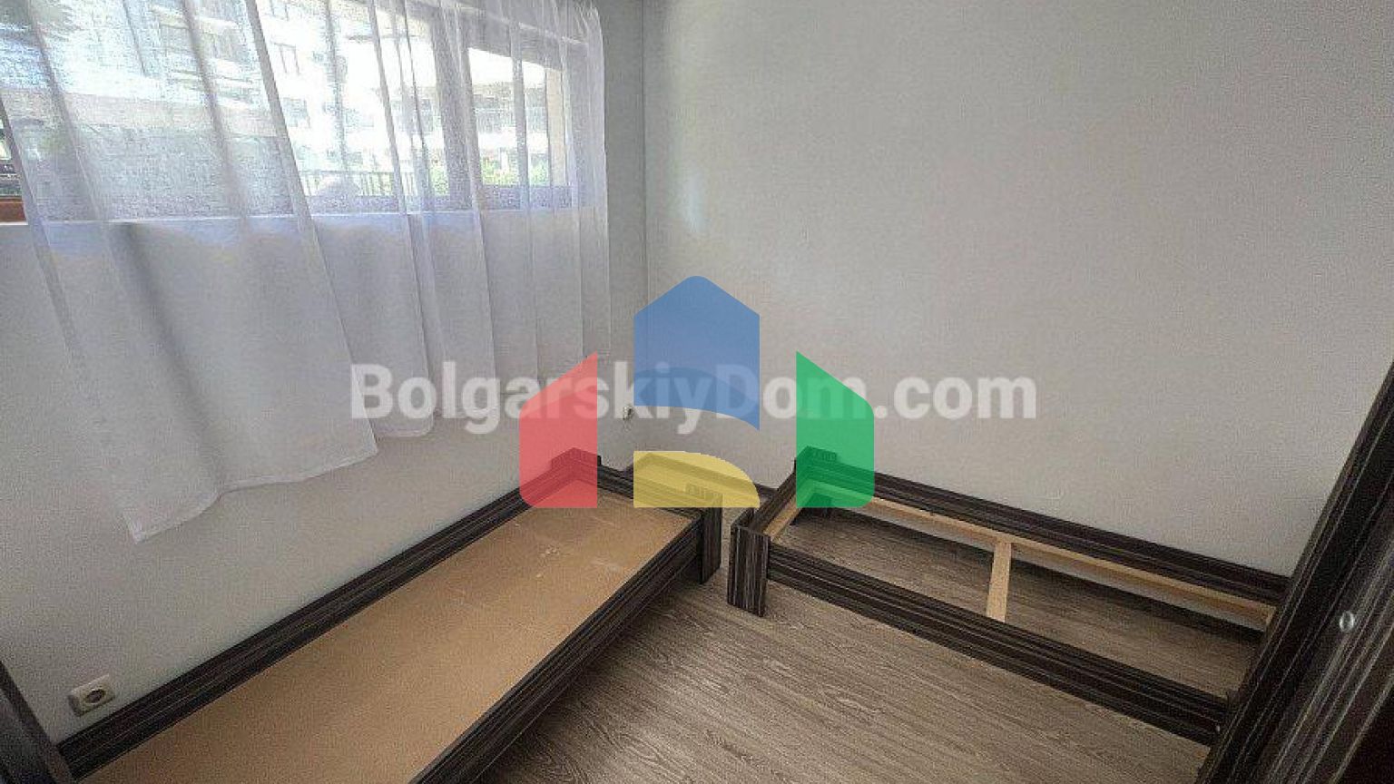 Двокімнатна квартира в Равді