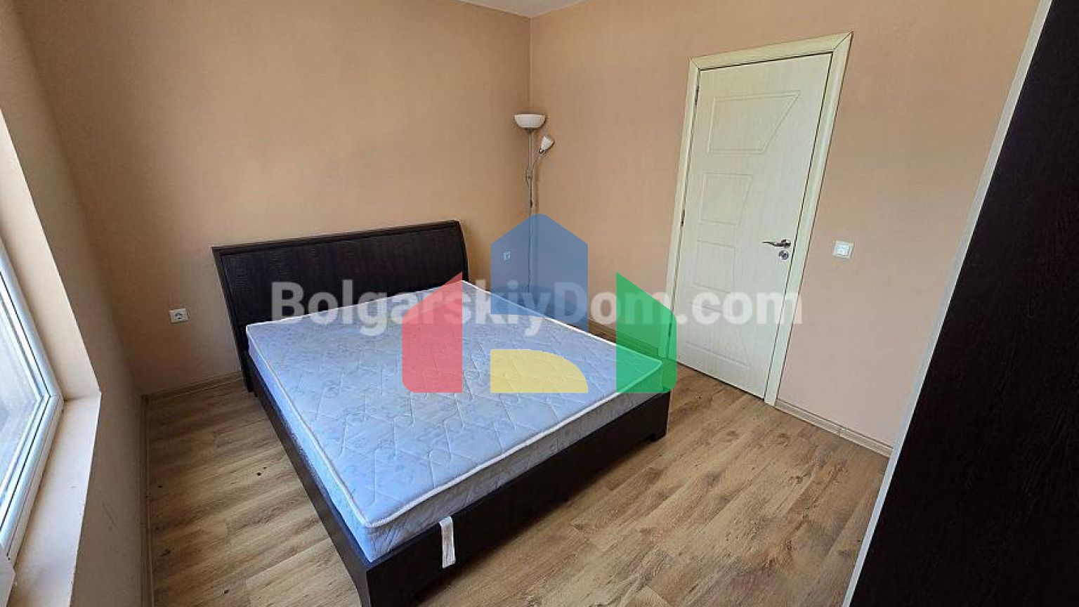 Двокімнатна квартира в Равді