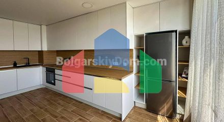 Трикімнатна квартира в Оазис