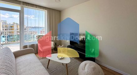 Трикімнатна квартира в Оазис