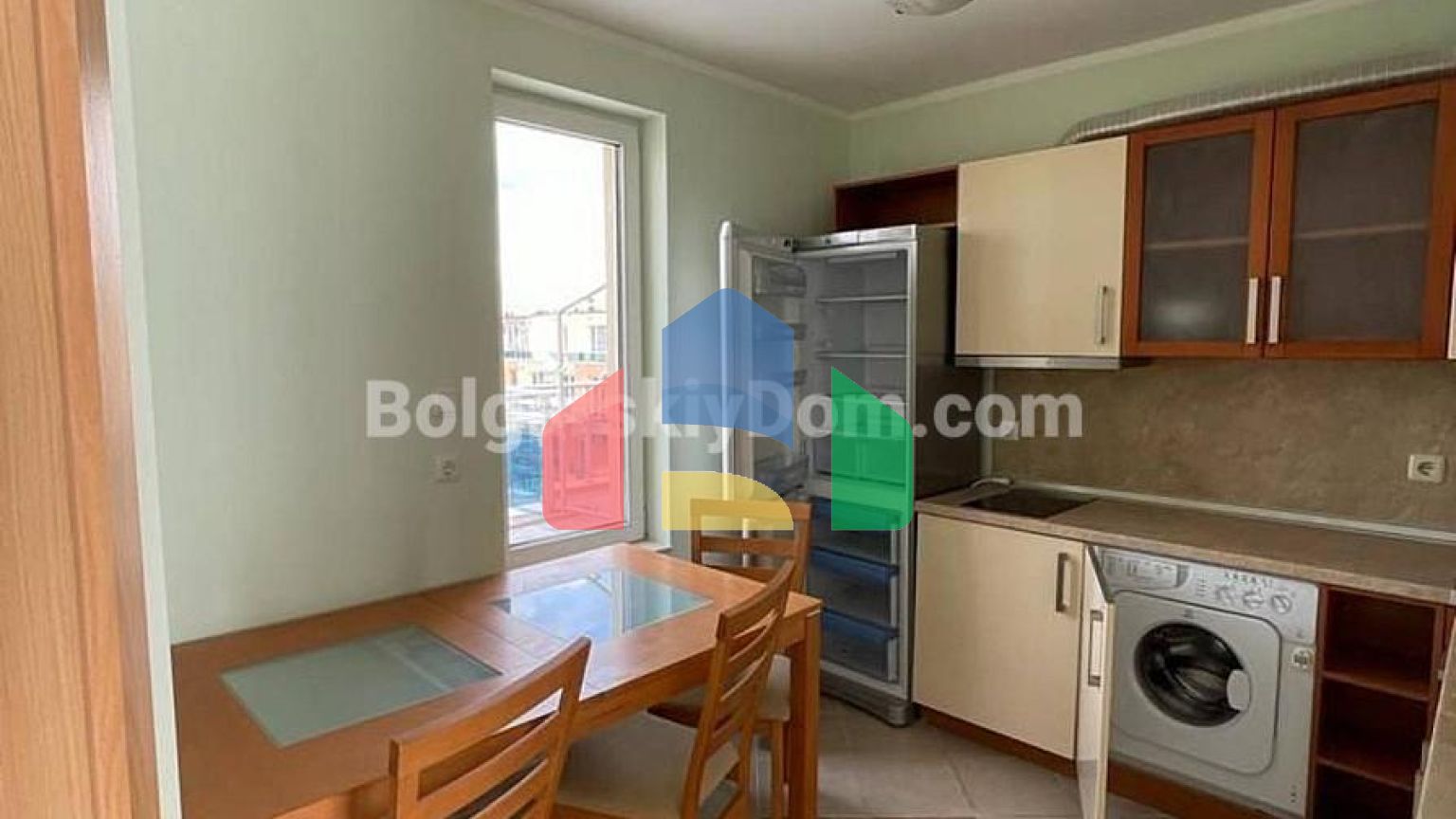 Трикімнатна квартира в Оазис