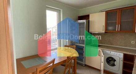 Трикімнатна квартира в Оазис