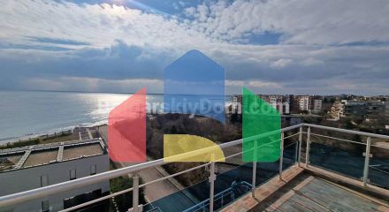 Трикімнатна квартира в Оазис