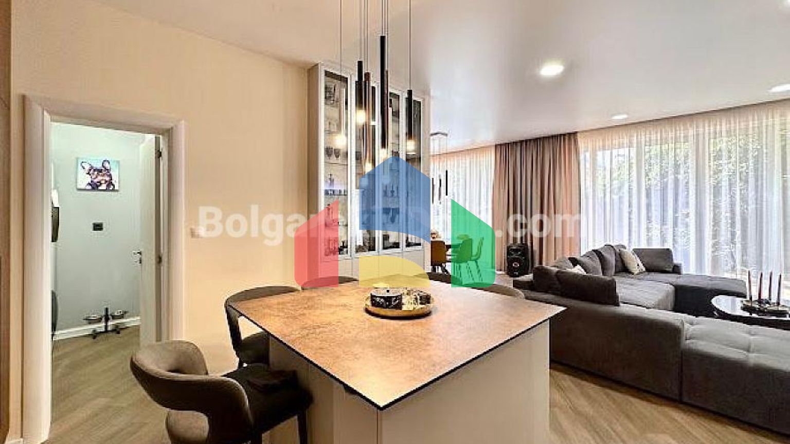 Чотирикімнатна квартира в Омега Резорт